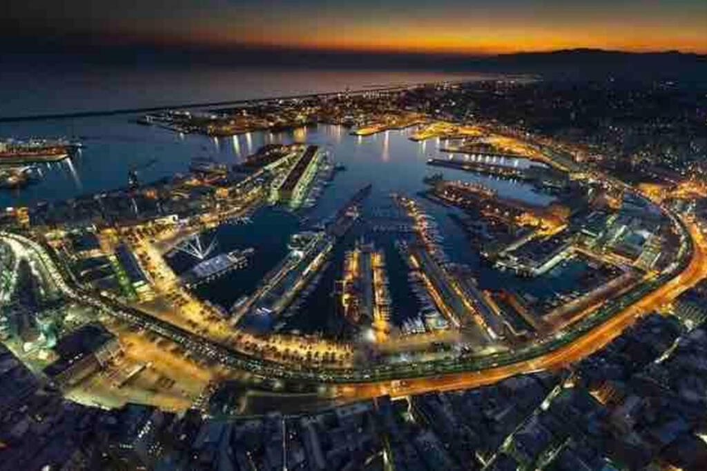 Casa Azzurra, Nel Cuore Di Genova Luaran gambar