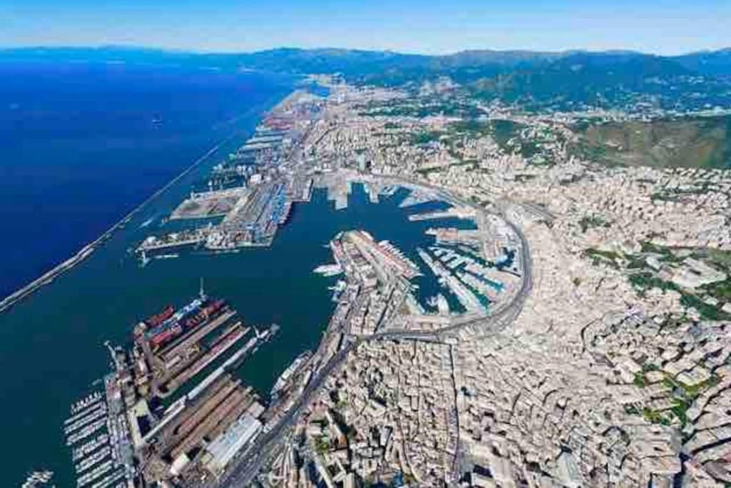 Casa Azzurra, Nel Cuore Di Genova Luaran gambar